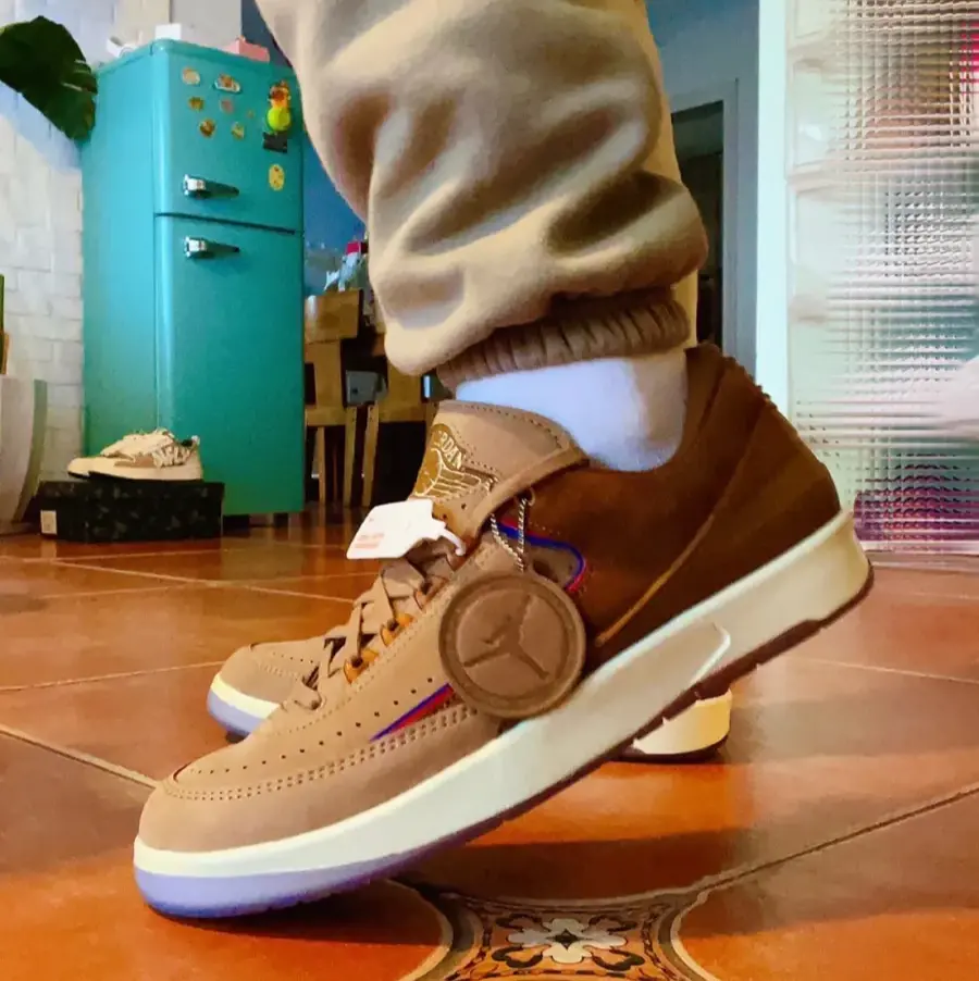 Alternative view of Giày Nike Two 18 x Air Jordan 2 Retro Low 'Rocky Tan' DV7129-222