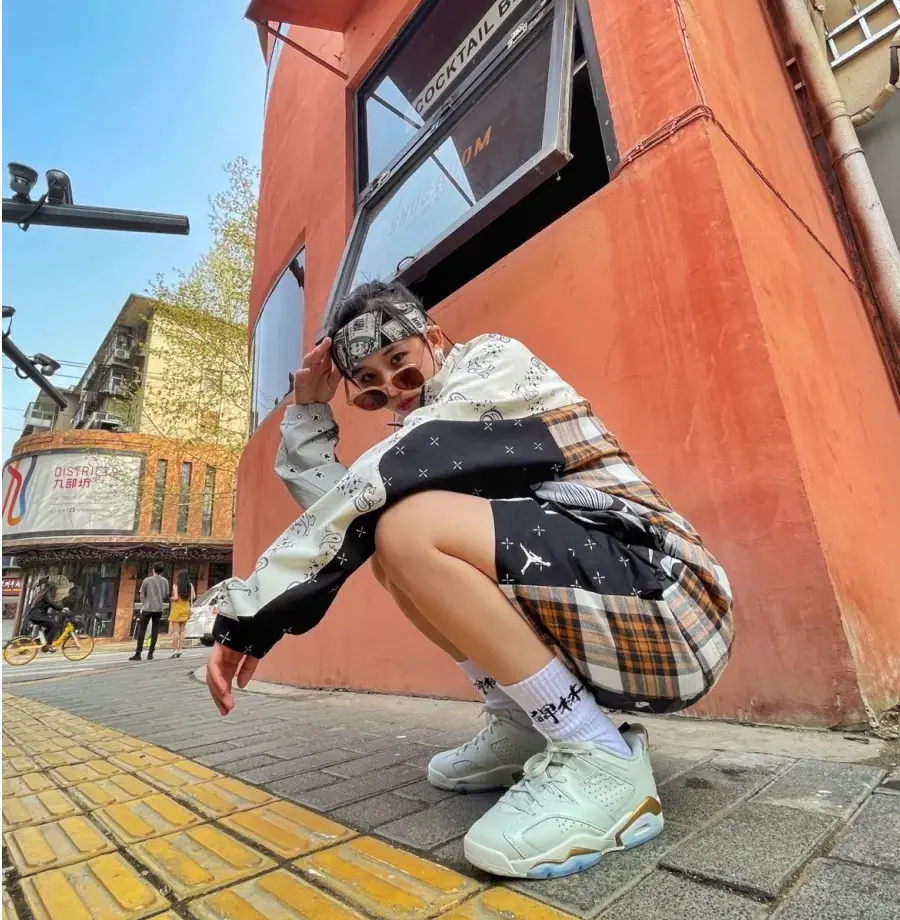 Alternative view of Giày Nike Air Jordan 6 Low 'Lunar New Year' DH6928-073