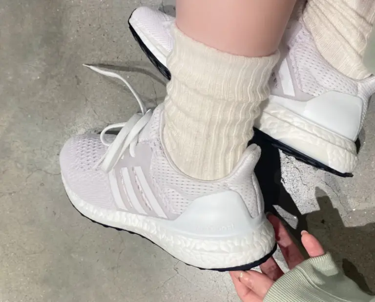 Alternative view of Giày Adidas Ultraboost 1.0 'All White' HQ4207