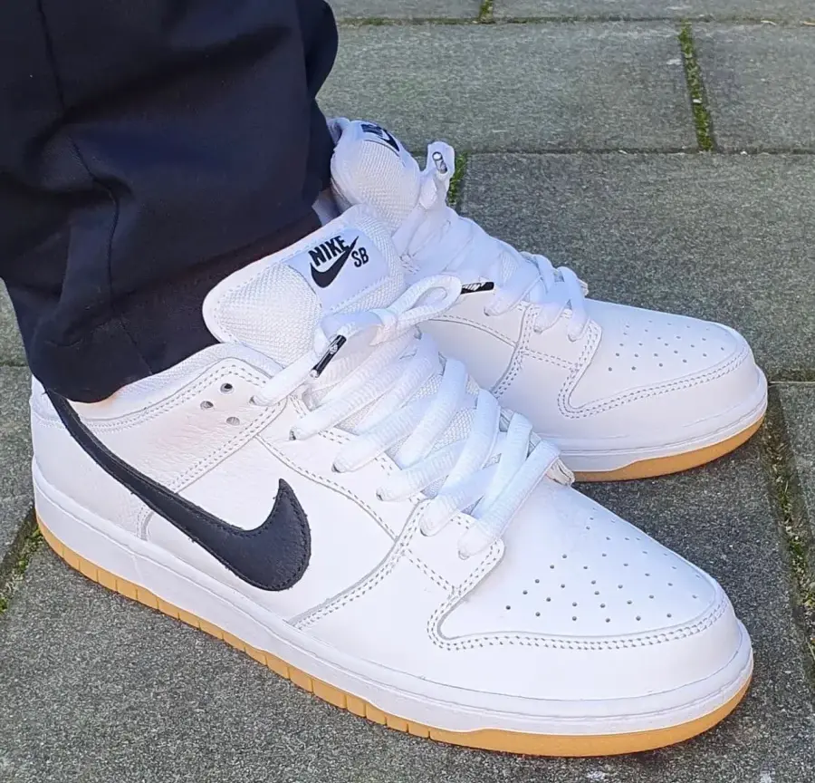 Alternative view of Giày Nike SB Dunk Low Pro 'White Gum' CD2563-101