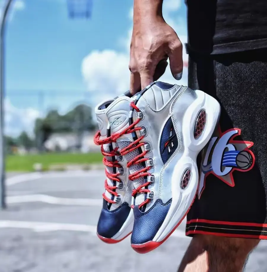 Alternative view of Giày Reebok Question Mid Iverson x Harden 'Silver' FZ1366