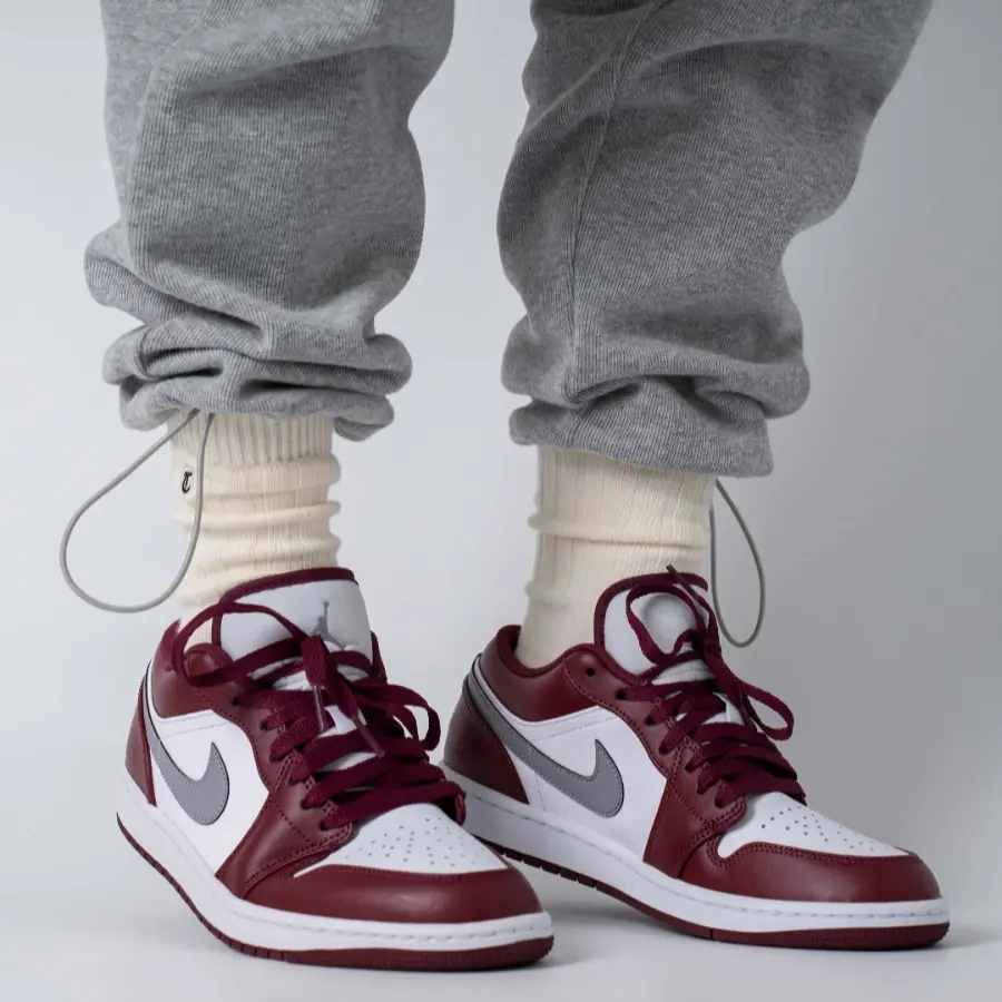 Giày Nike Air Jordan 1 Low 'White Bordeaux' 553558-615 - Ảnh 3