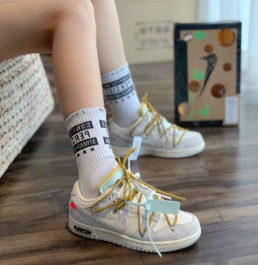 Giày Nike Off-White x Dunk Low 'Lot 37 of 50' DJ0950-105 - Ảnh 4