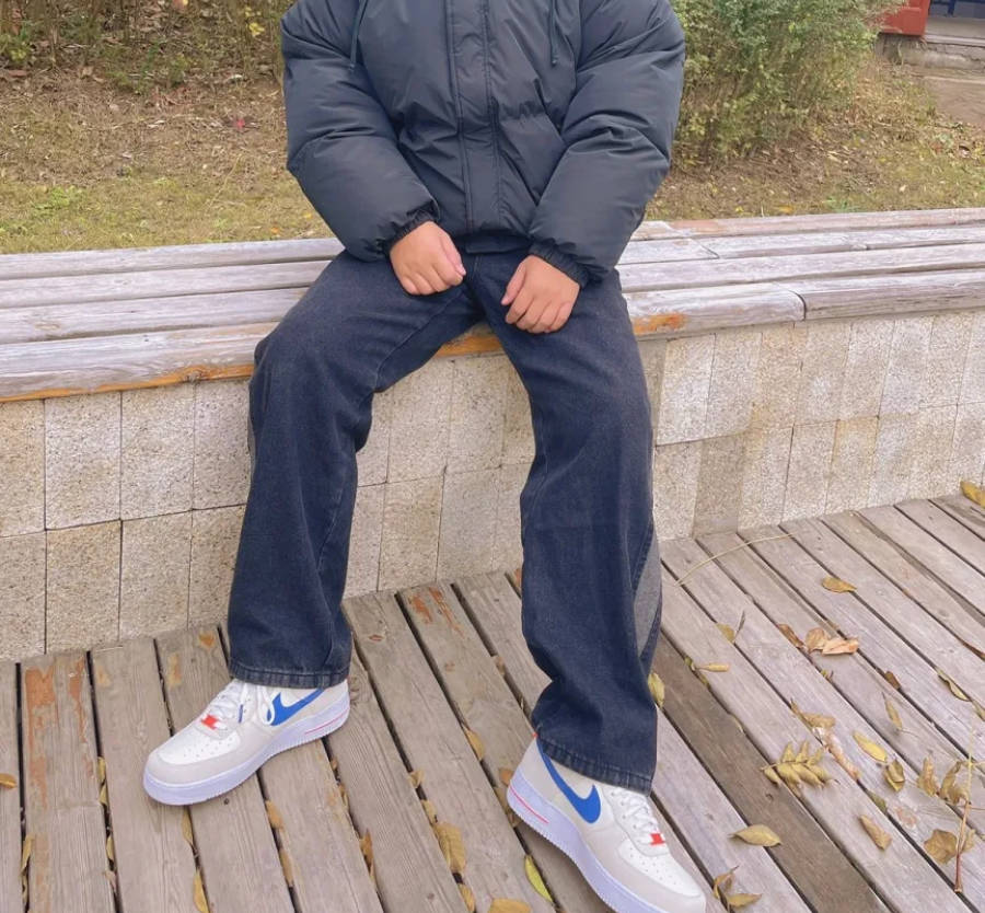 Giày Nike Air Force 1 '07 LV8 'Coconut Milk Hyper Royal' DM8314-100 - Ảnh 2