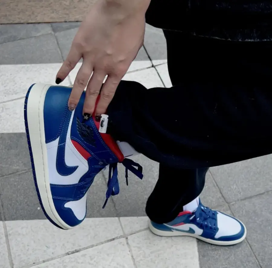 Giày Nike Air Jordan 1 Mid 'French Blue' BQ6472-146 - Ảnh 3