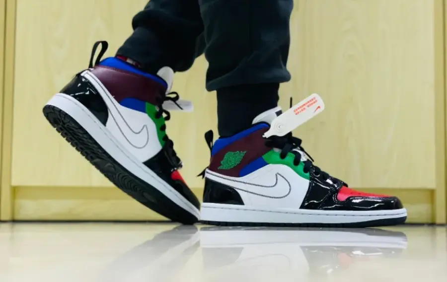 Giày Nike Wmns Air Jordan 1 Mid SE 'Multi-Color' DB5454-001 - Ảnh 4