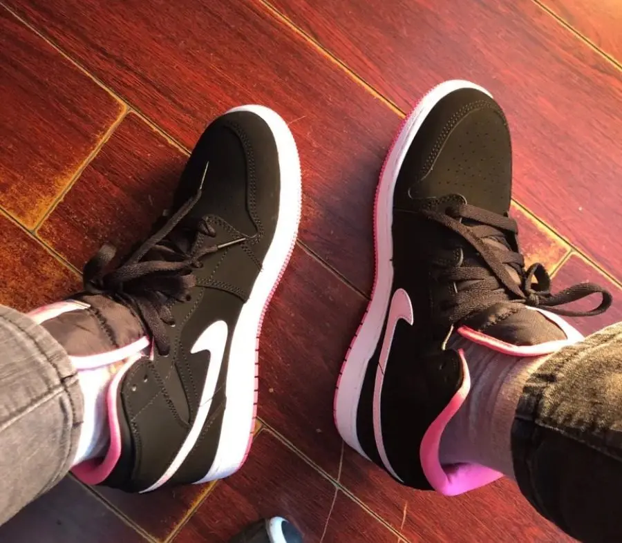 Giày Nike Air Jordan 1 Mid 'Black Digital Pink' 555112-066 - Ảnh 10