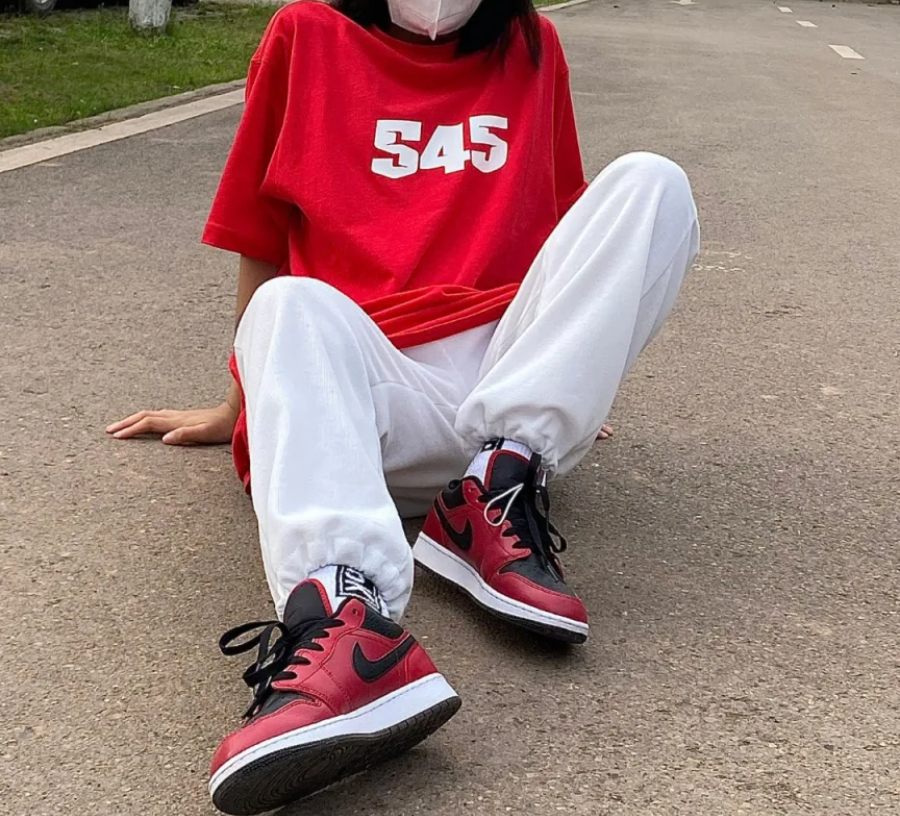 Giày Nike Air Jordan 1 Low GS 'Reverse Bred' 553560-605 - Ảnh 7