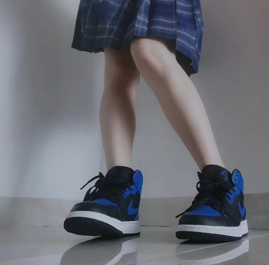 Giày Nike Jordan 1 Mid Royal (2020) GS 554725-068 - Ảnh 4