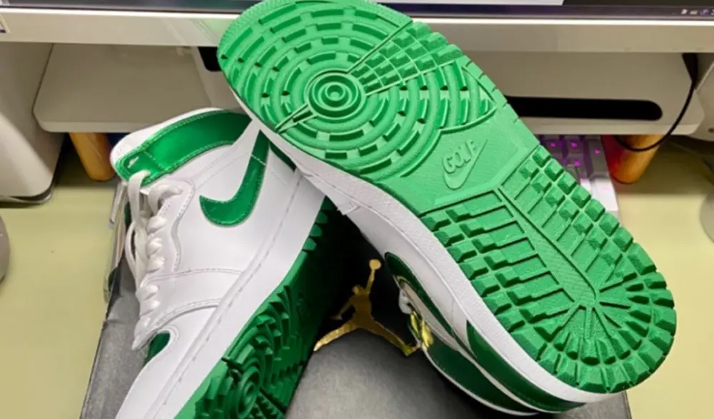 Alternative view of Giày Nike Air Jordan 1 ‘Metallic Green’ DQ0660-130