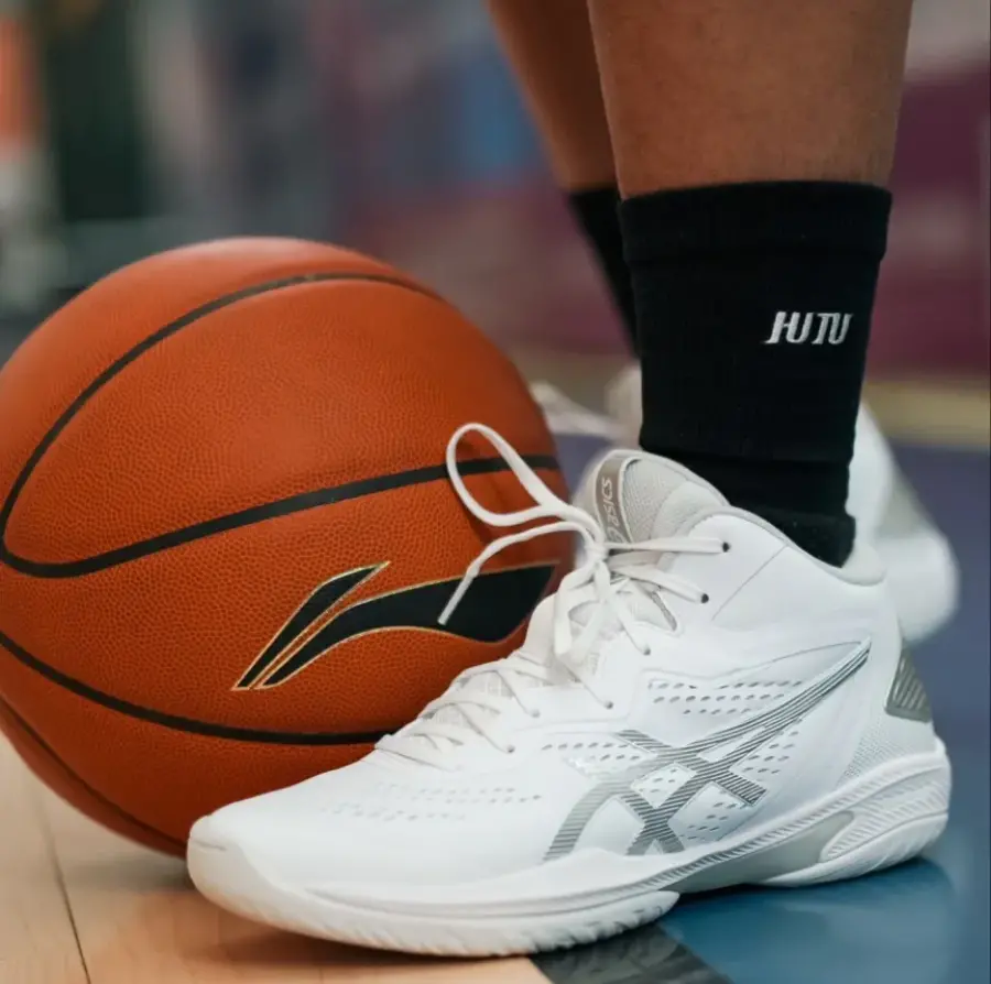 Giày Asics Gelhoop V15 'White' 1063A063-100 - Ảnh 3