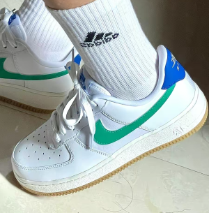 Alternative view of Giày Nike Air Force 1 Low ’07 ‘Stadium Green’ DD8959-110