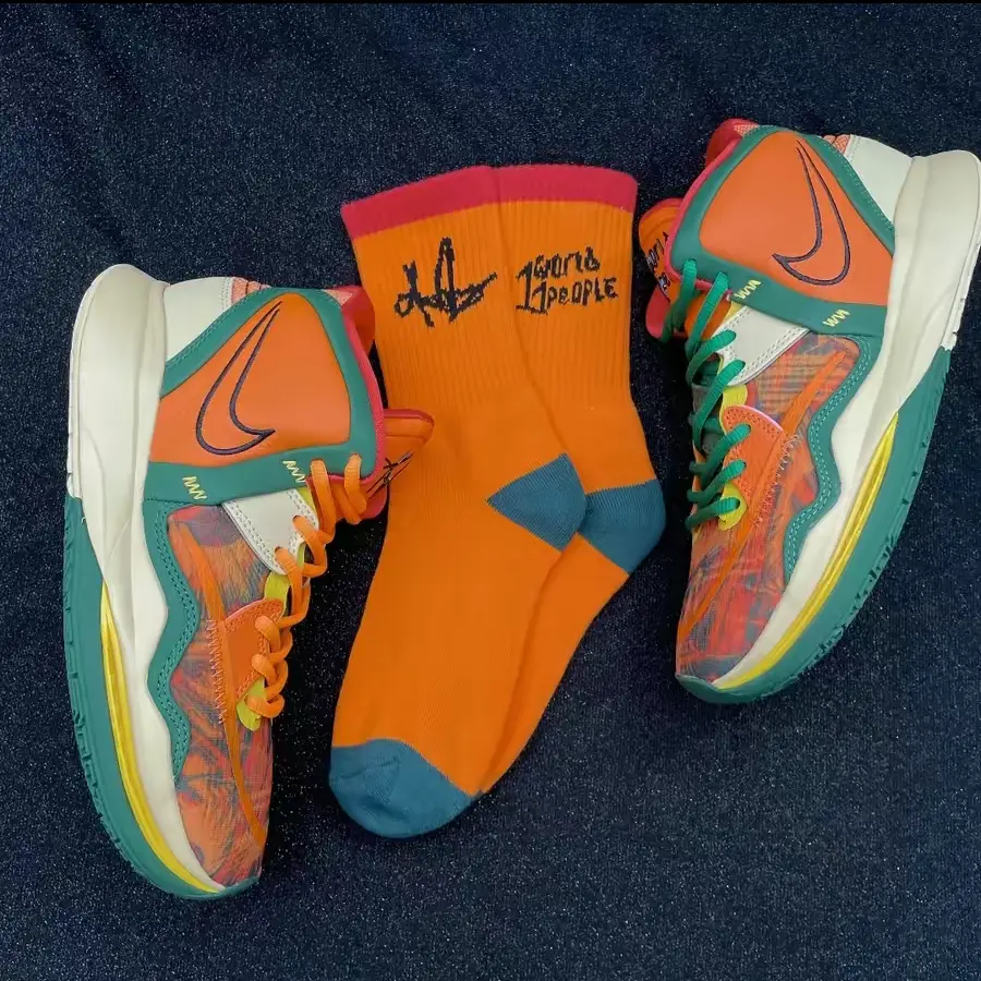 Alternative view of Giày Nike Kyrie Infinity GS '1 World 1 People Orange' DD0334-800