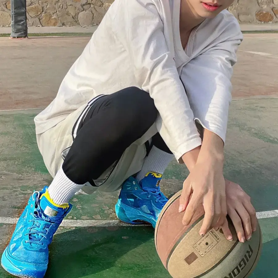 Giày Nike Zion Williamson Naruto Rasengan DX1690-400 - Ảnh 3