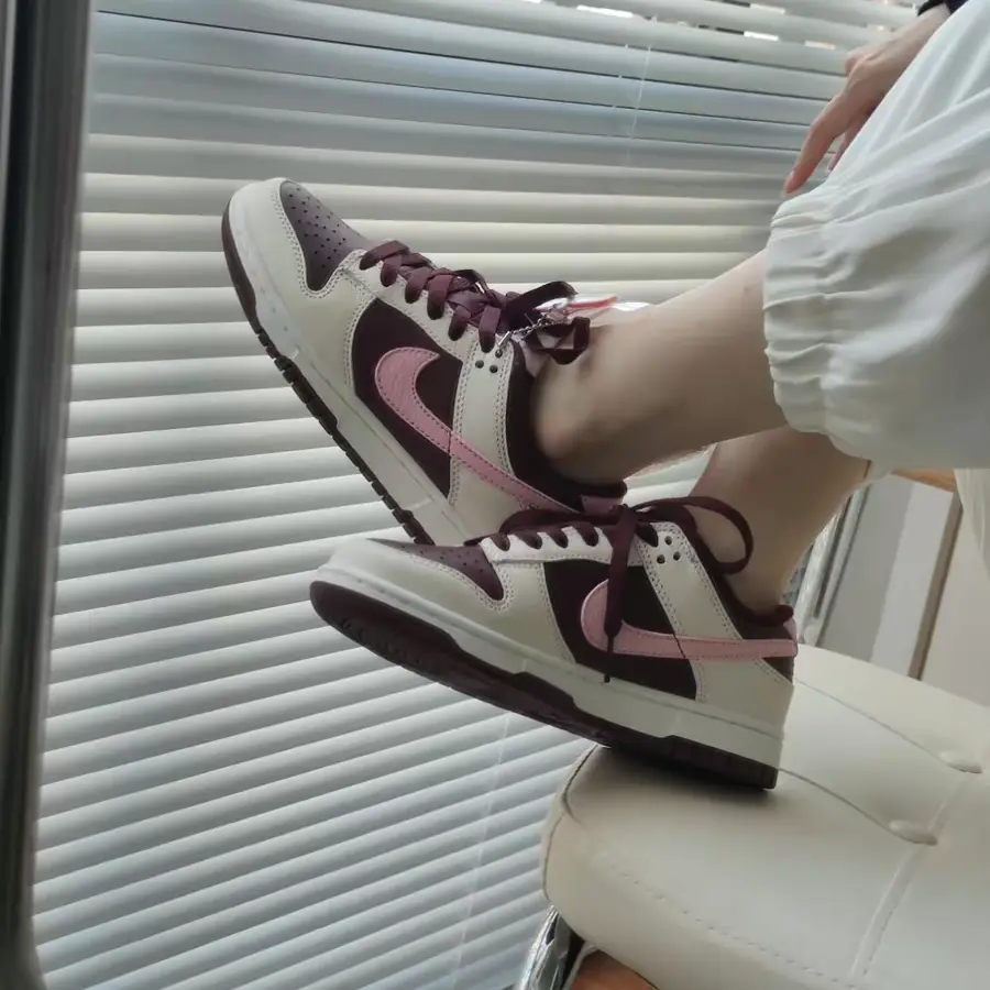 Giày Nike Dunk Low Retro PRM 'Valentine's Day' DR9705-100 - Ảnh 3