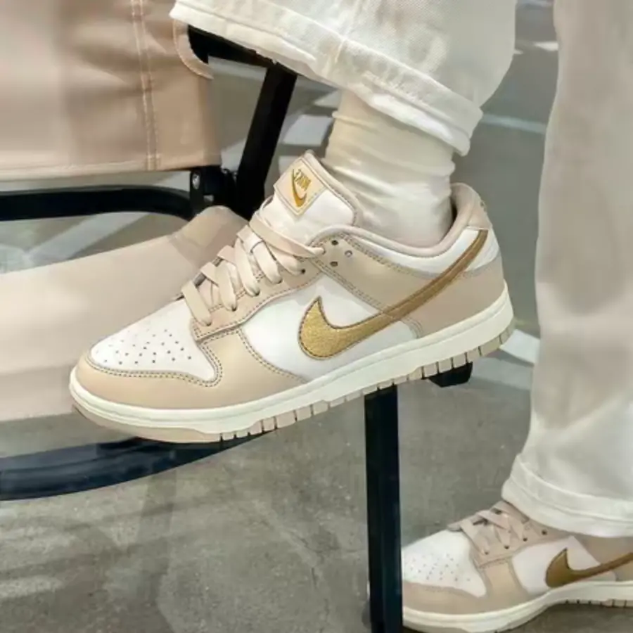 Giày Nike Dunk Low 'Phantom Metallic Gold' DX5930-001 - Ảnh 8