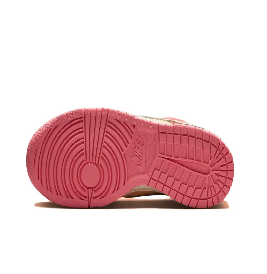 Alternative view of Giày Nike Dunk Low Strawberry Peach Cream (GS) DH9765-200