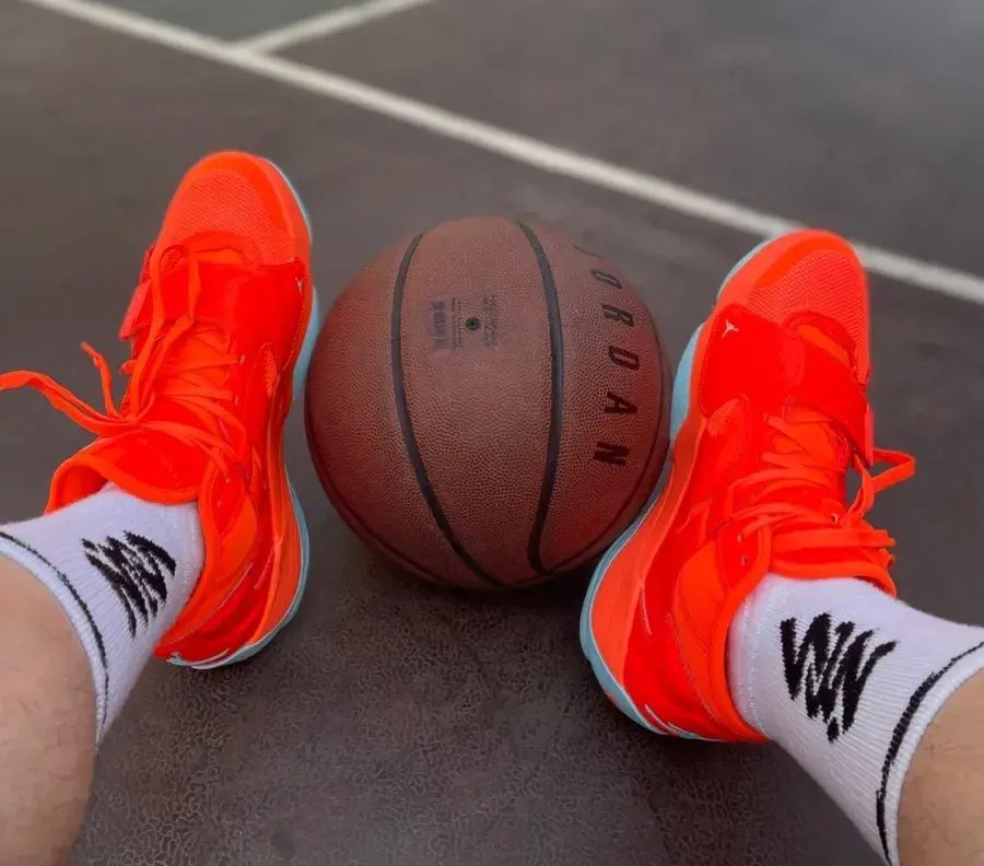 Giày Nike Jordan Zion 2 PF 'Hyper Crimson' DX5424-841 - Ảnh 5