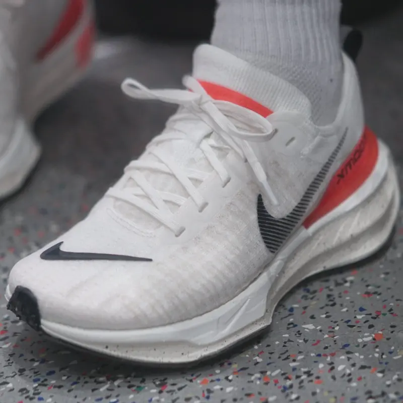 Giày Nike Invincible Run 3 'White Bright Crimson' DR2615-101 - Ảnh 3