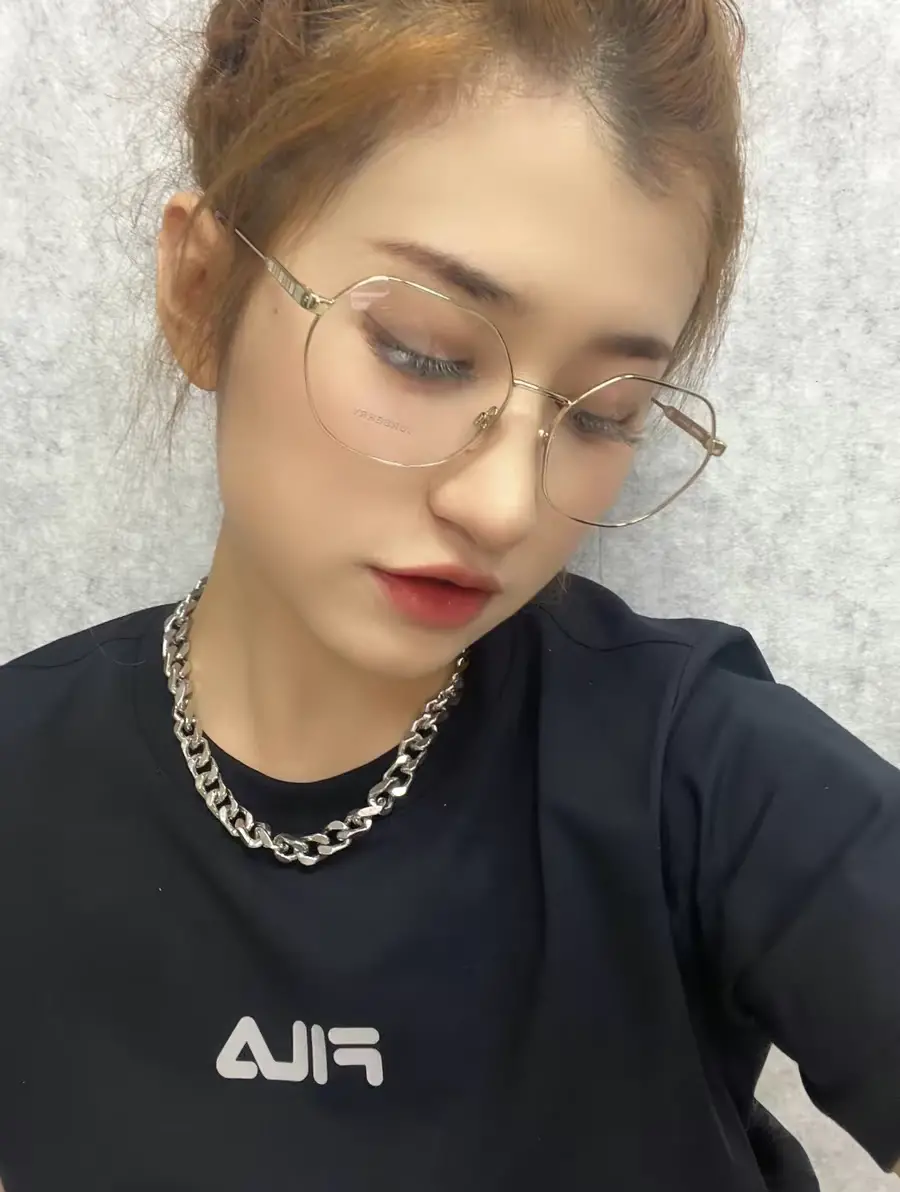 Alternative view of Kính Burberry Be 1350 Erin 1109 'Light Gold' 0BE1350110956