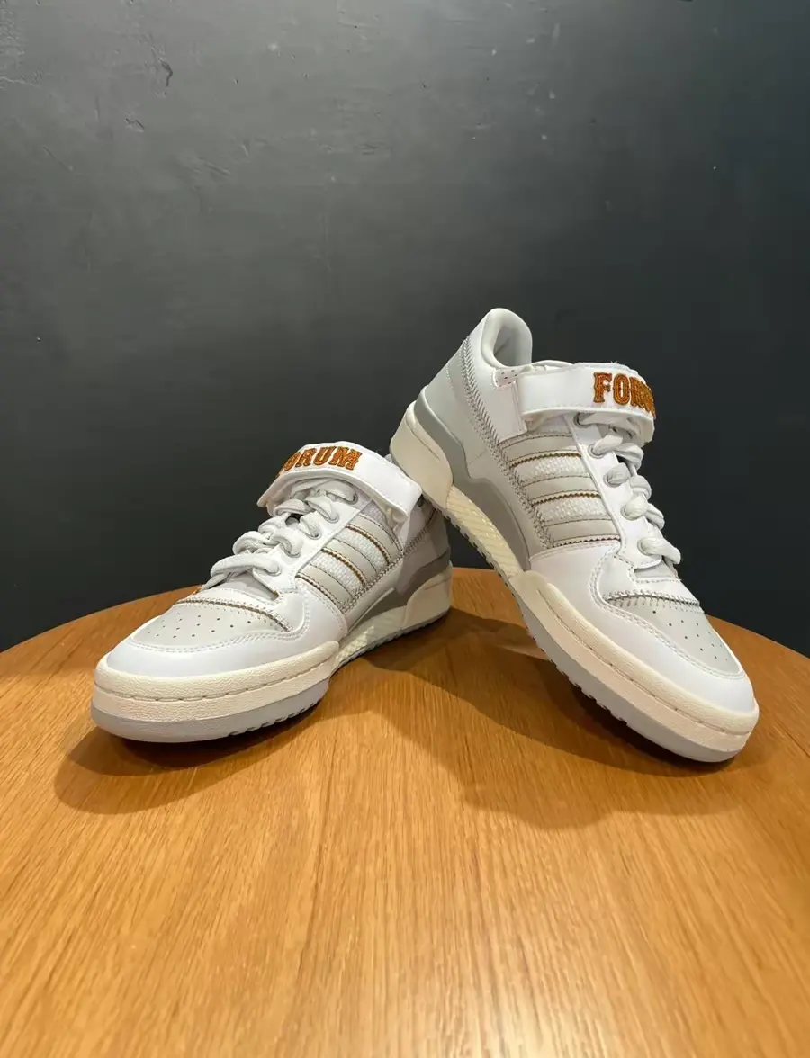 Alternative view of Giày Adidas Originals Forum Grey IE0477