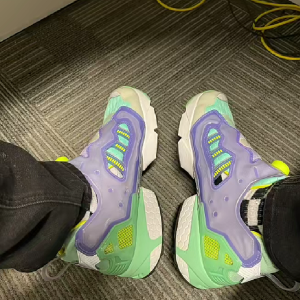 Alternative view of Giày Reebok Adidas x ZX Fury ‘Light Purple’ GW0366