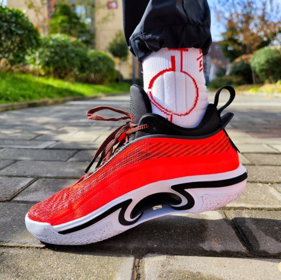 Giày Nike Air Jordan 36 Low 'Flipped Infrared' DH0832-660 - Ảnh 3