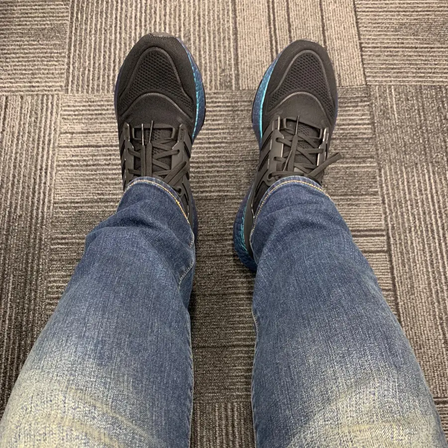 Giày Adidas Ultraboost 22 ‘Black Blue’ HP2989 - Ảnh 4