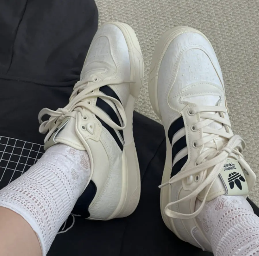 Alternative view of Giày Adidas Originals Rivalry Low 86 ‘White Black Silver’ IE4849