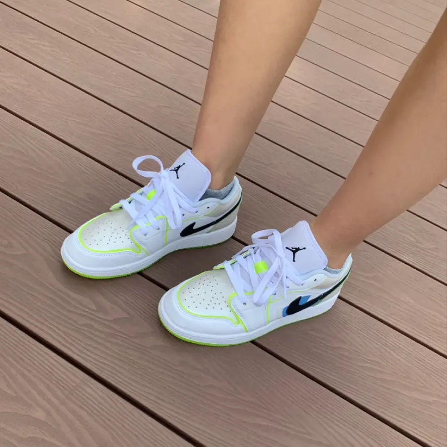 Giày Nike Air Jordan 1 Low SE 'Warped Swoosh' DV1324-117 - Ảnh 5