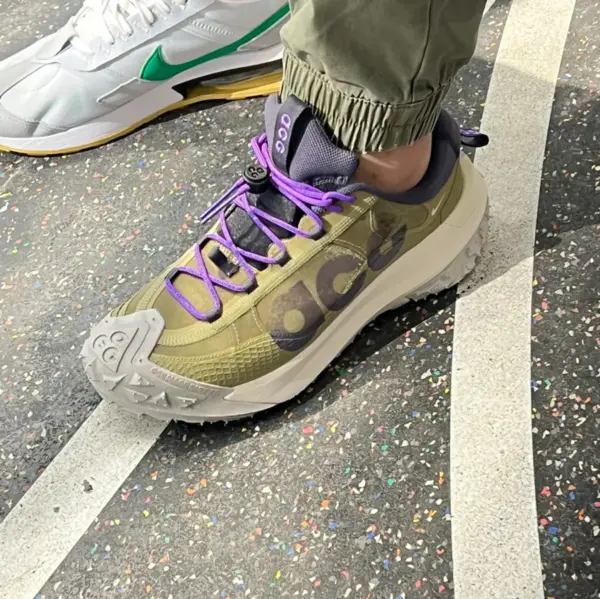 Giày Nike ACG Mountain Fly 2 Low 'Olive Green' DV7903-200 - Ảnh 4