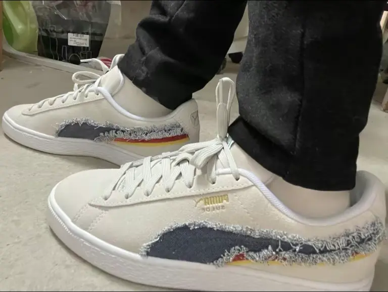 Alternative view of Giày Puma Suede ‘White Peacoat’ 383798-01