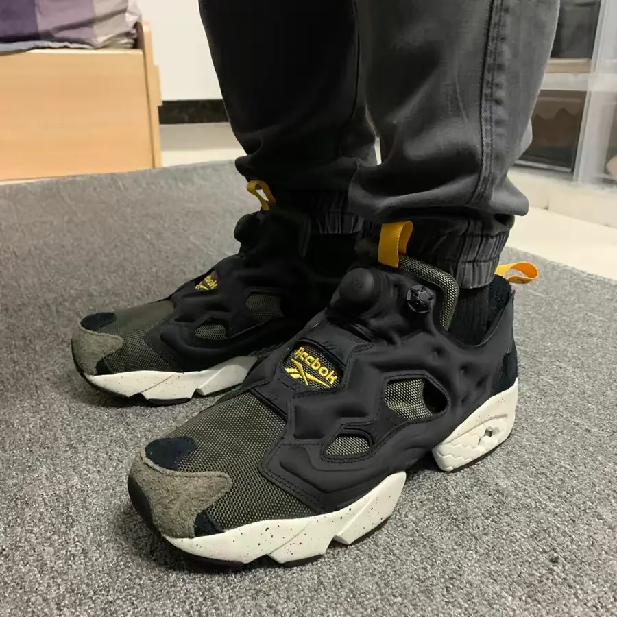 Alternative view of Giày Reebok Instapump Fury 'Shanghai Crab' FU9107