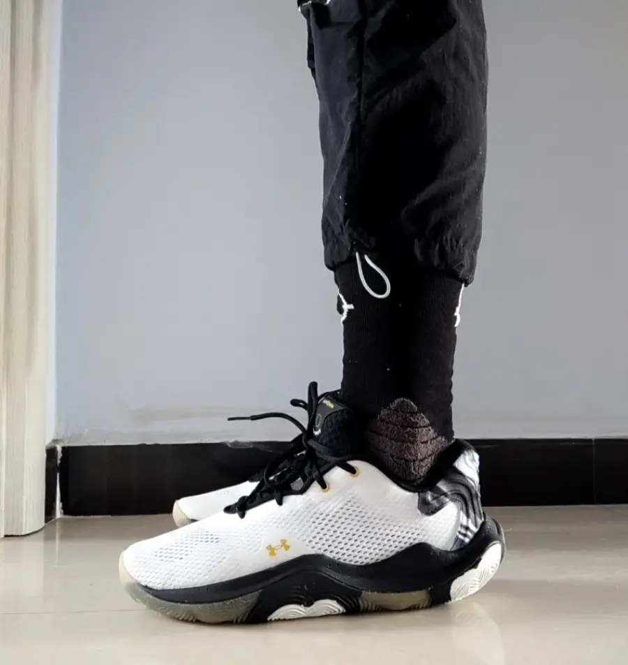 Giày Under Armour Spawn 4 'Printed - White Black' 3025345-100 - Ảnh 4