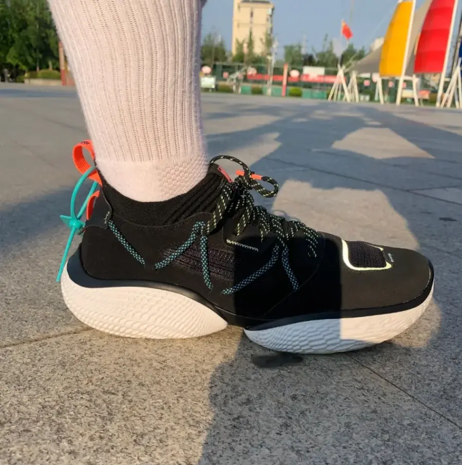 Giày Under Armour Curry 'Black Electric Tangerine' 3023815-004 - Ảnh 3