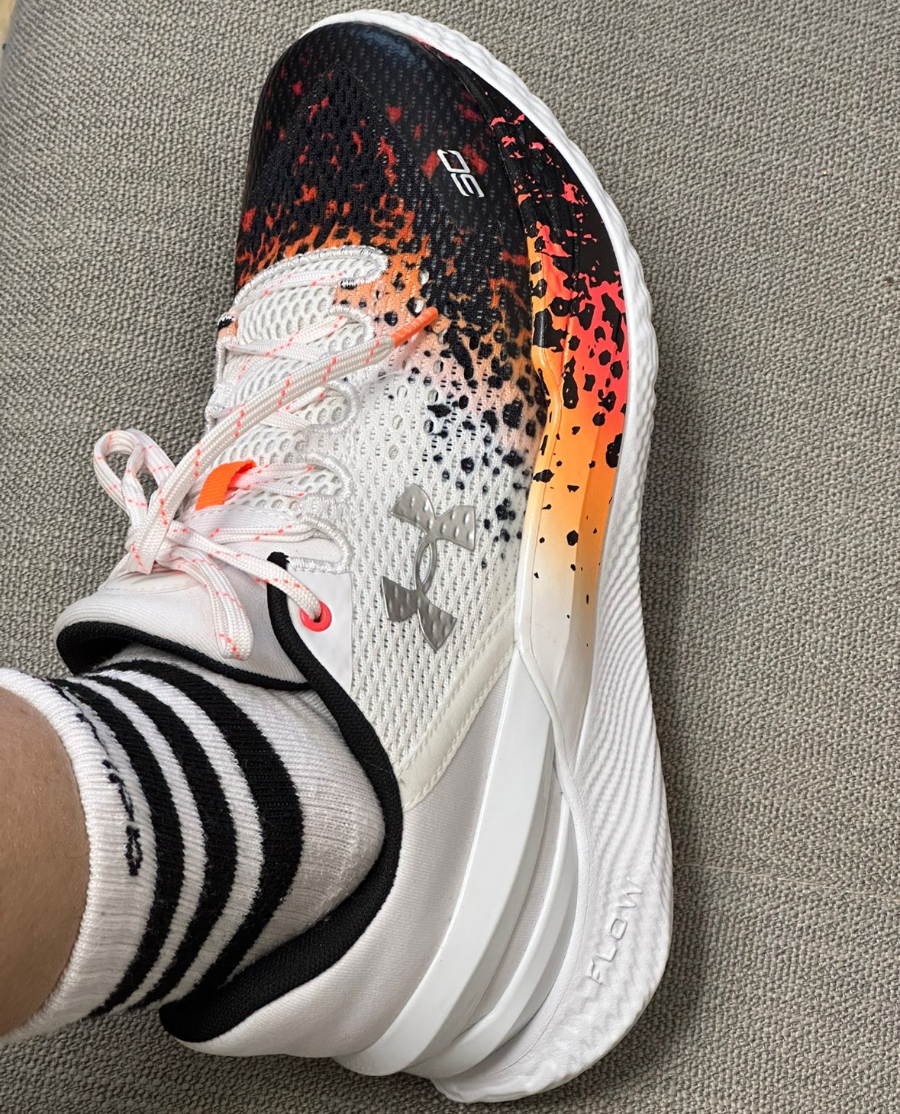 Giày Under Armour Curry 2 'Chef Curry' 3026277-100 - Ảnh 4