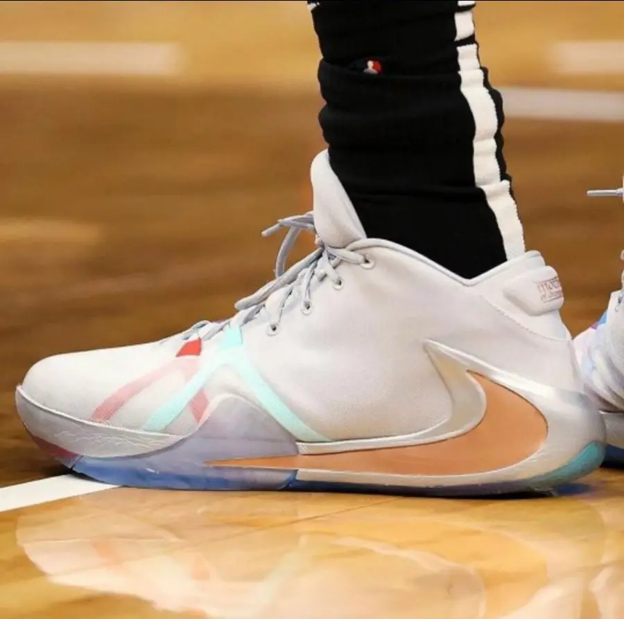 Giày Nike Zoom Freak 1 'Roses' - BQ5633-100 - Ảnh 3