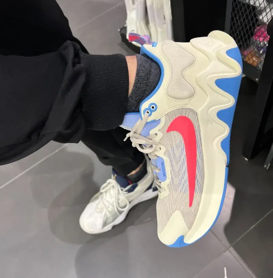 Giày Nike 'Coconut Milk Hot Punch' DM0826-103 - Ảnh 3
