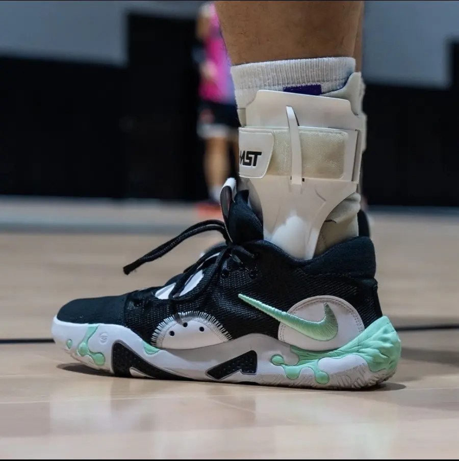 Alternative view of Giày Nike PG 6 'Black Mint Green' DC1974-001