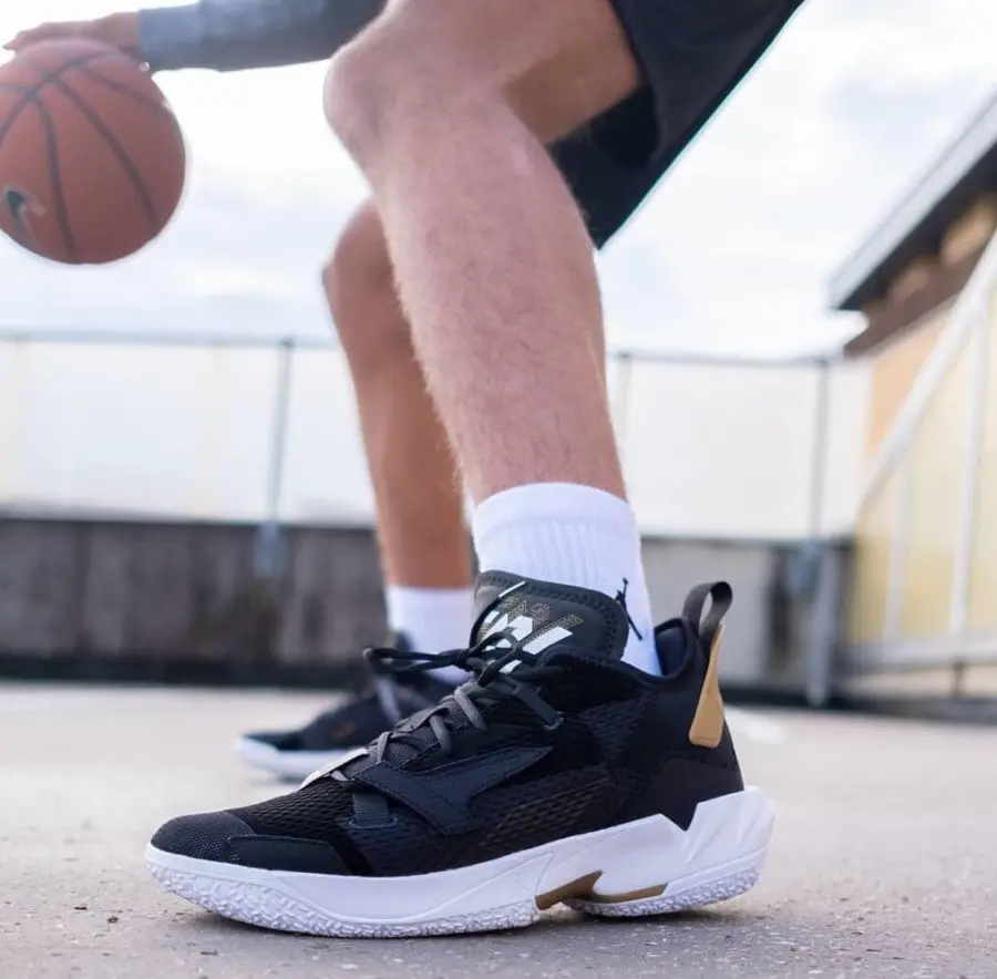 Alternative view of Giày Nike Air Jordan Why Not Zer0.4 PF ‘Family’ CQ4231-001