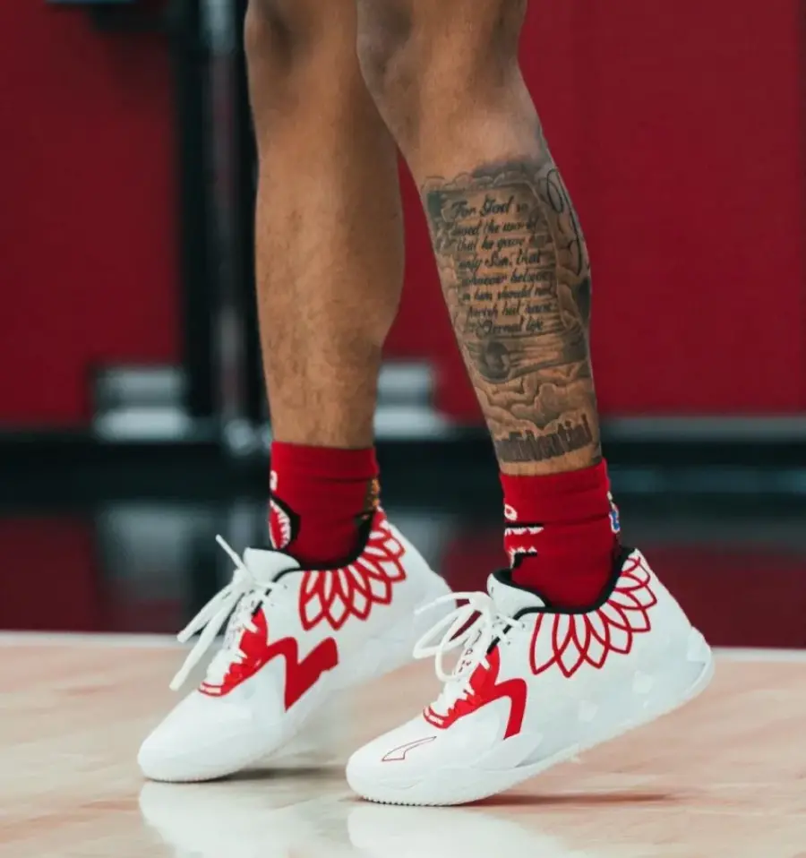 Alternative view of Giày Puma MB.01 Lo 'Team Colors - White High Risk Red'376941-10