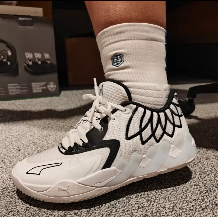 Giày Puma MB.01 Lo 'Team Colors - White Black' 376941-13 - Ảnh 5