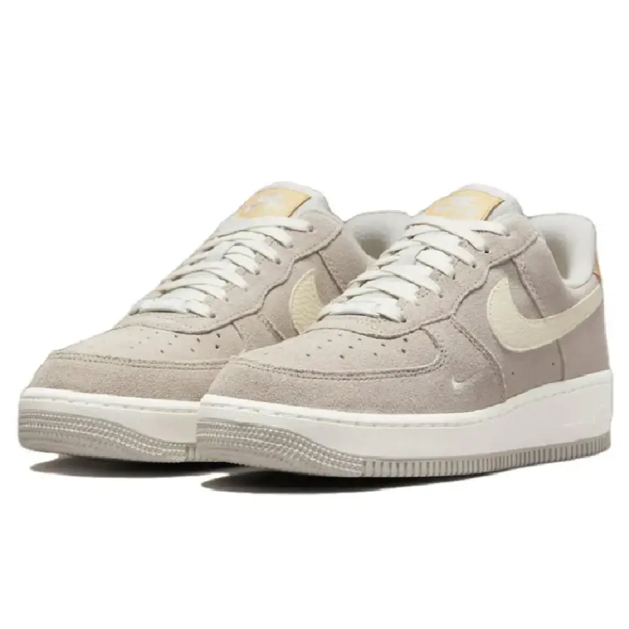 Alternative view of Giày Nike Air Force 1 Low '07 'Light Bone' DZ4863-001