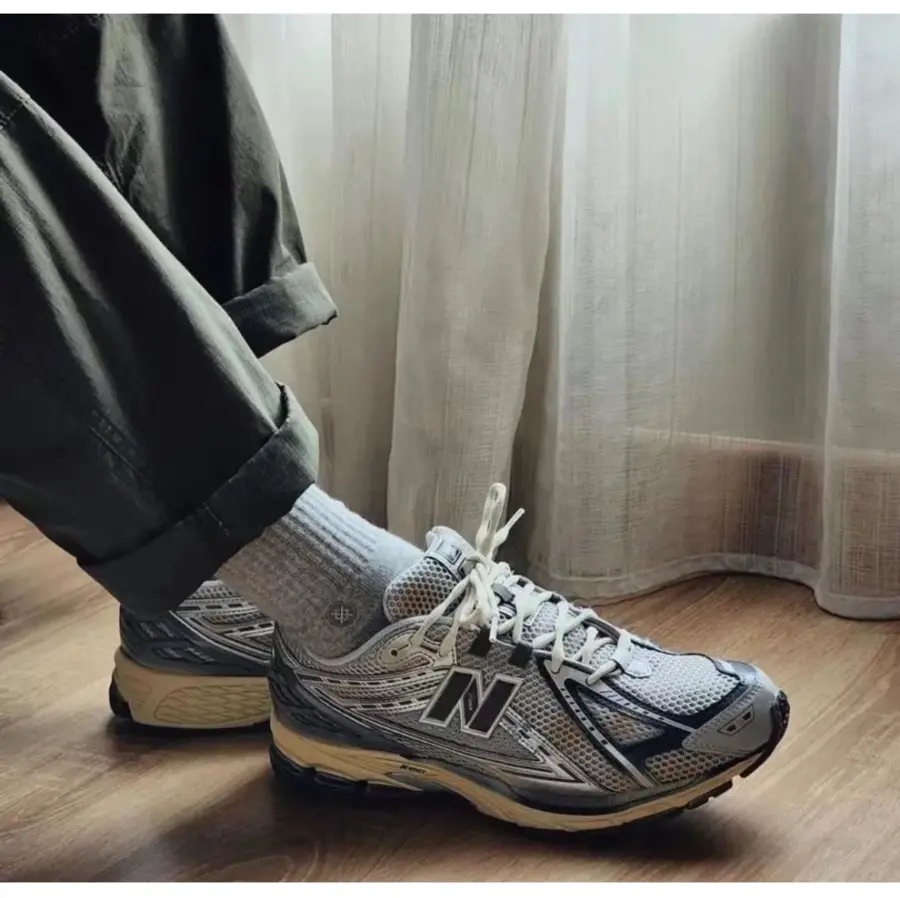 Alternative view of Giày New Balance 860v2 OG 'White Silver' ML860XB