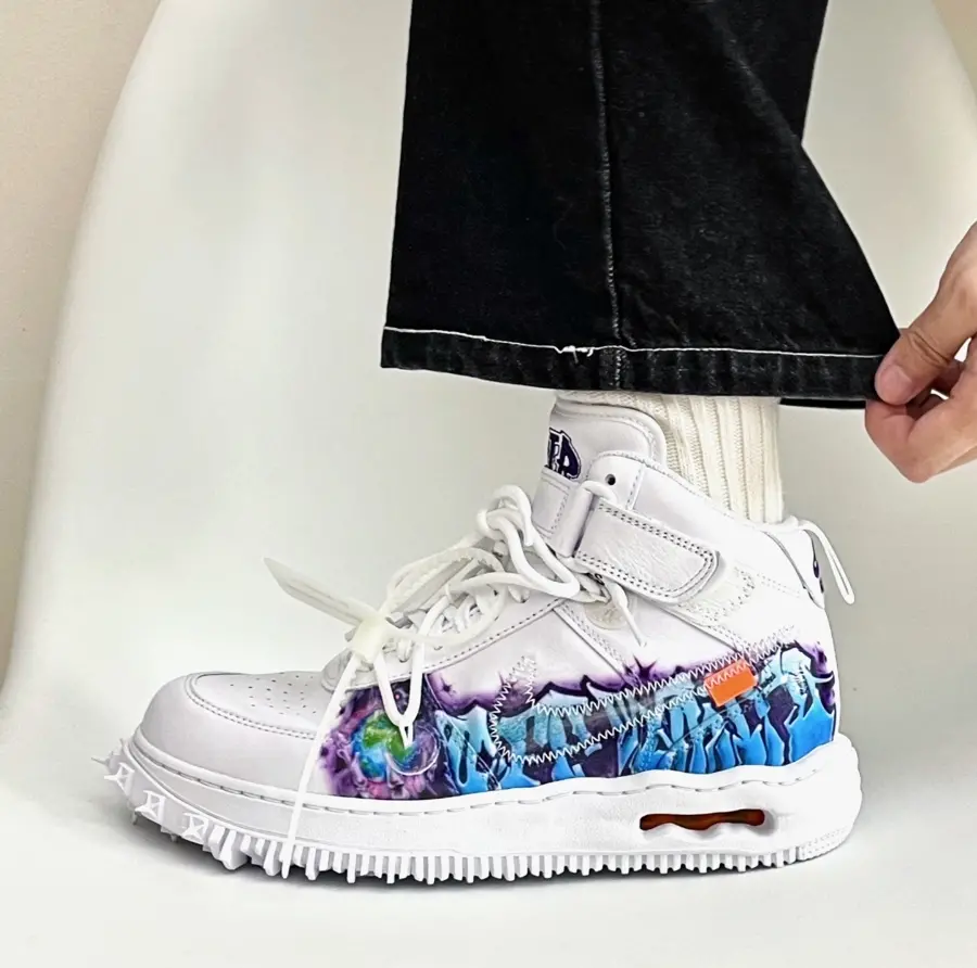 Giày Nike Off-White x Air Force 1 Mid 'Graffiti' DR0500-100 - Ảnh 3