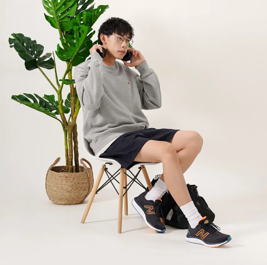 Giày New Balance Fresh Foam 'Black Orange' M680CK7 - Ảnh 6