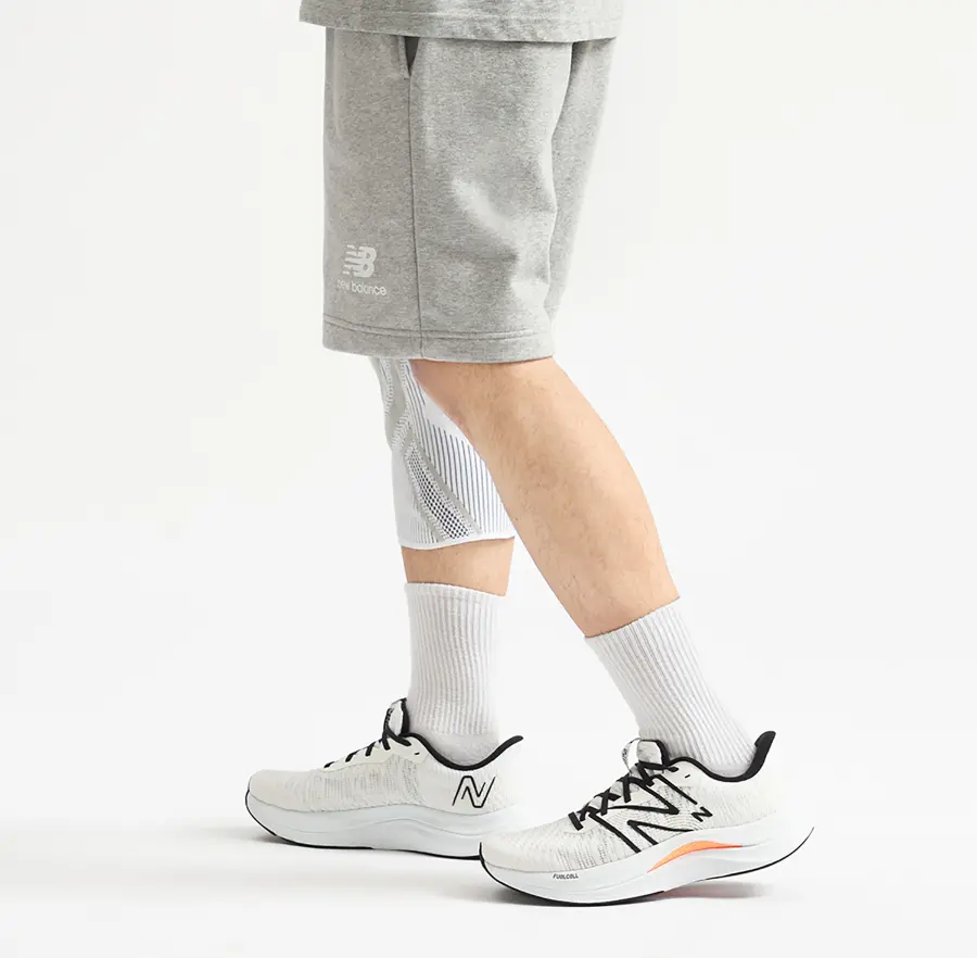 Giày New Balance FuelCell Propel v4 'White Black' MFCPRLW4 - Ảnh 3