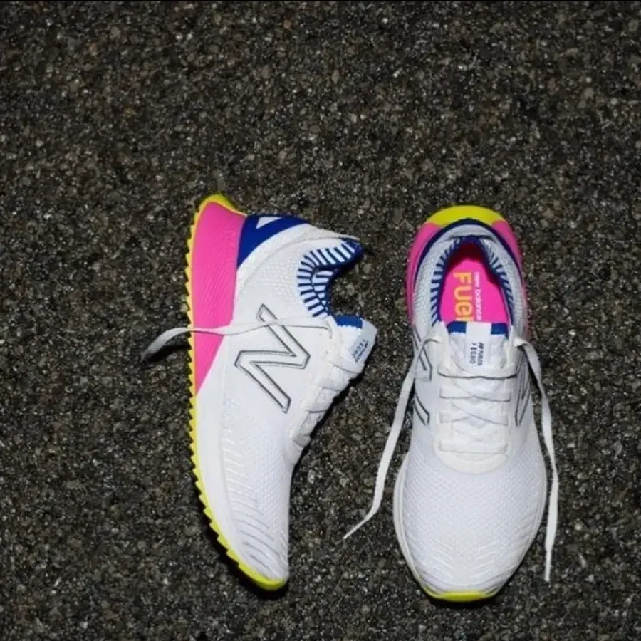 Giày New Balance FuelCell Echo 'White Blue Pink' WFCECSW - Ảnh 5