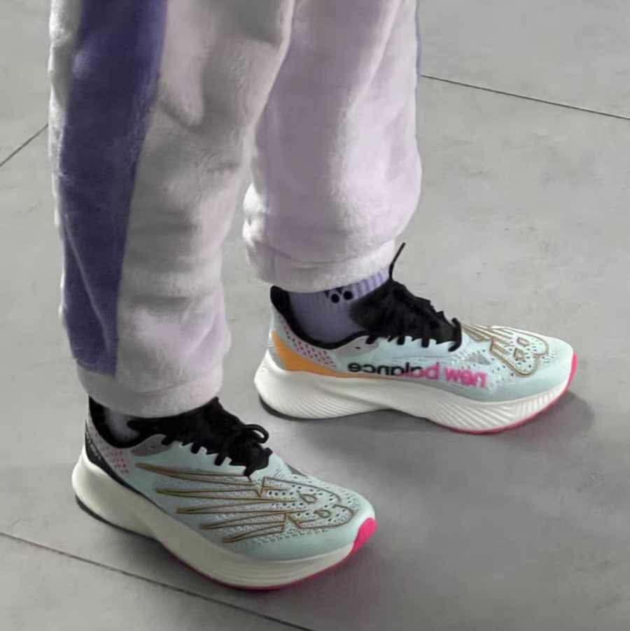 Giày New Balance FuelCell RC Elite v2 'Pale Blue' WRCELSV2 - Ảnh 4