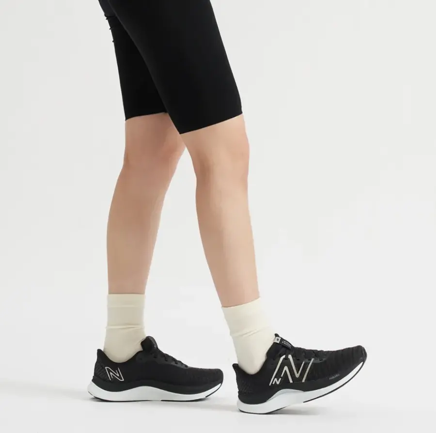 Giày New Balance FuelCell Propel v4 'Black White' WFCPRLB4 - Ảnh 5